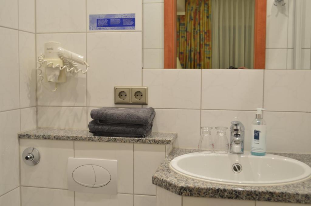 Abant Hotel Frankfurt Obertshausen Cameră foto